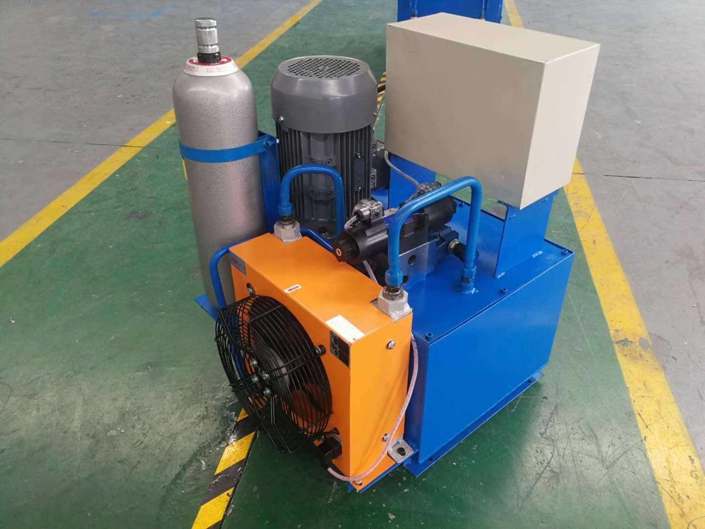 液壓系統(tǒng)注意事項有哪些(圖1) 液壓系統(tǒng)注意事項有哪些(圖1)